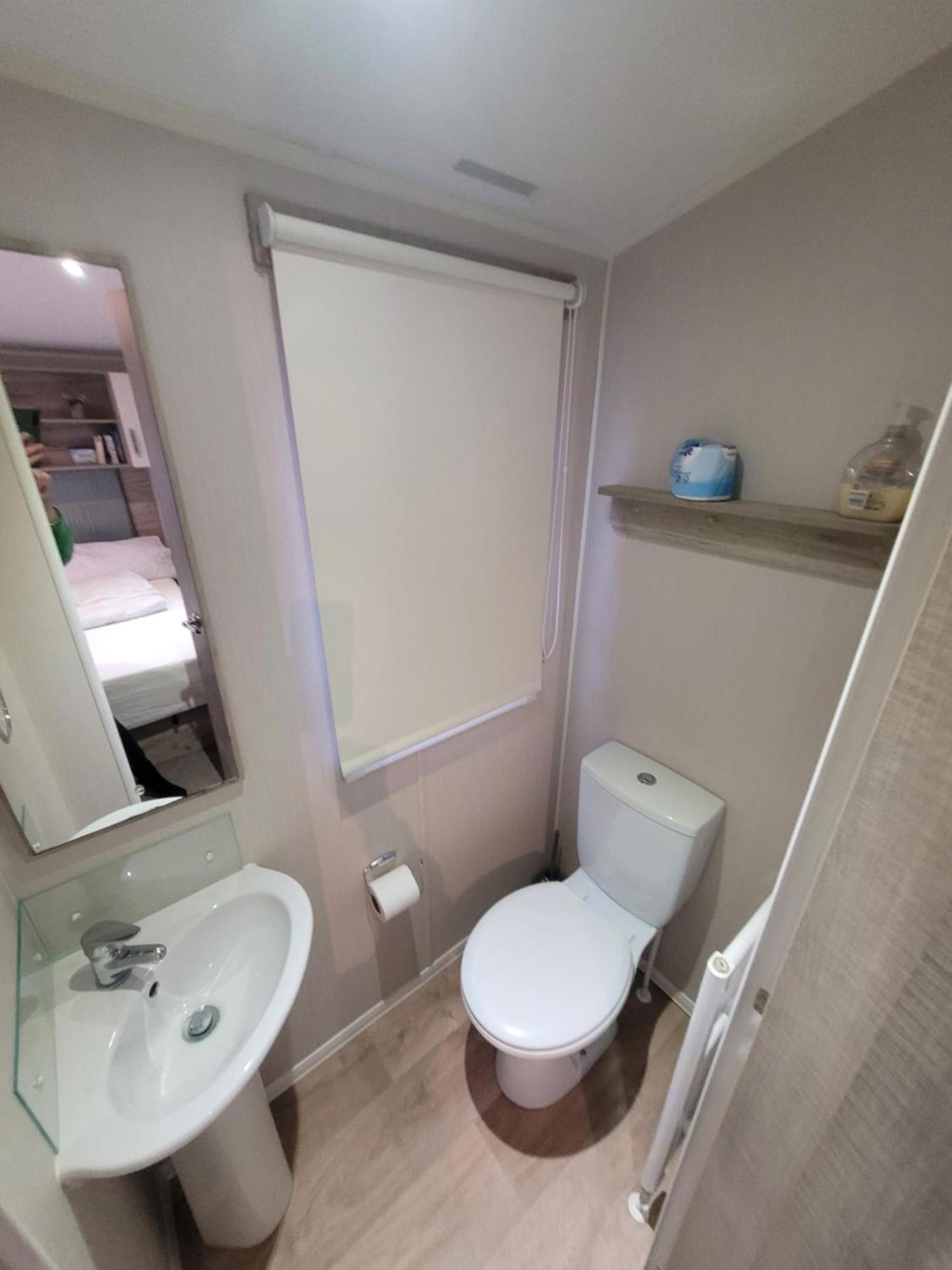 A22 Unity Beach Holiday Resort Unity Brean Sleeps 8 People 3 Bedrooms 1 Pet Stays Free Berrow ภายนอก รูปภาพ