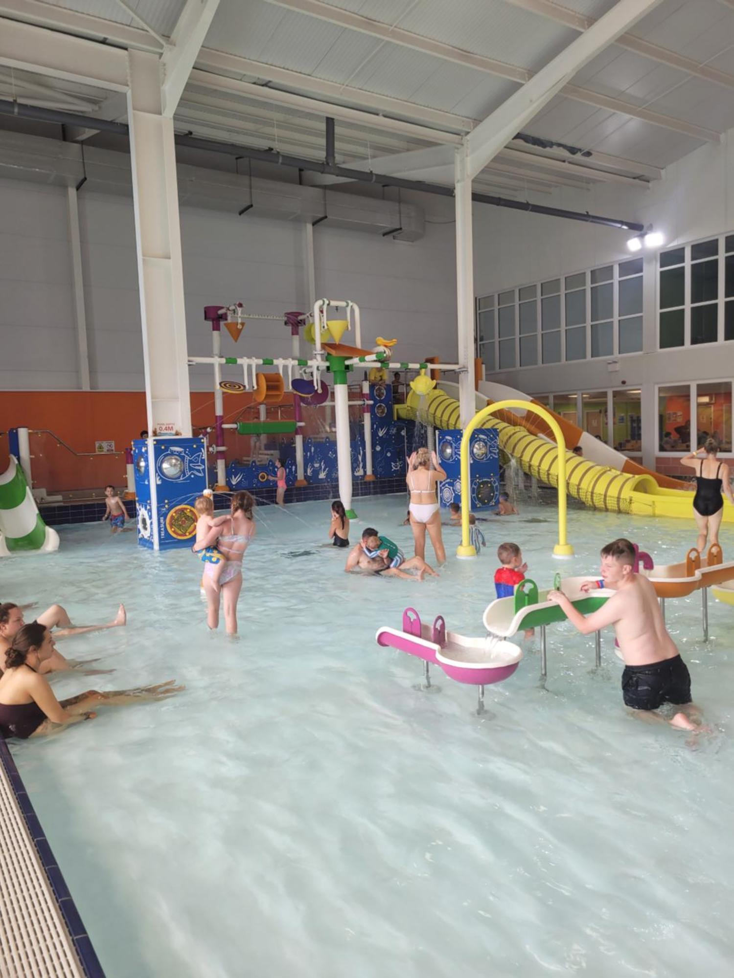 A22 Unity Beach Holiday Resort Unity Brean Sleeps 8 People 3 Bedrooms 1 Pet Stays Free Berrow ภายนอก รูปภาพ
